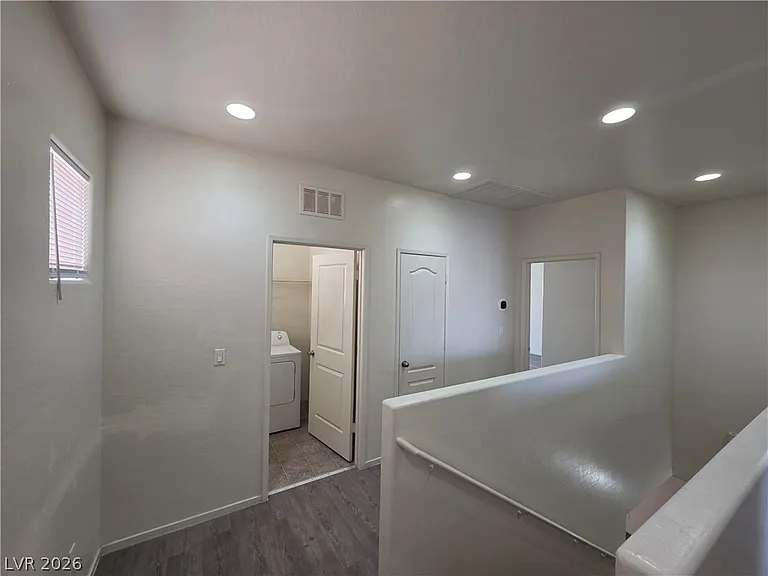 7510 Perla Del Mar Ave — Photo 28
