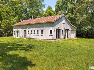 9204 S Powell Rd, Peoria, IL 61607