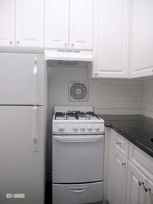 Rented by Citi Habitats | media 3