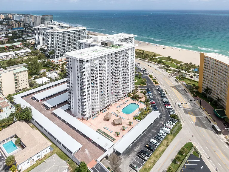 405 N Ocean Blvd #1717 — Photo 3