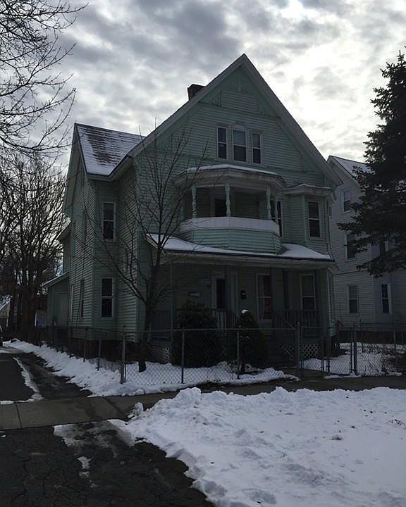 2nd image of 43 Jefferson Ave