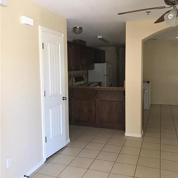 1603 Omni Ave #1 — Photo 4