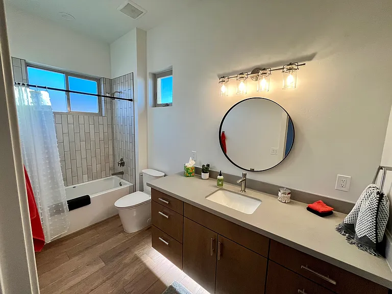 3505 W Friendly Meadow Rd — Photo 24