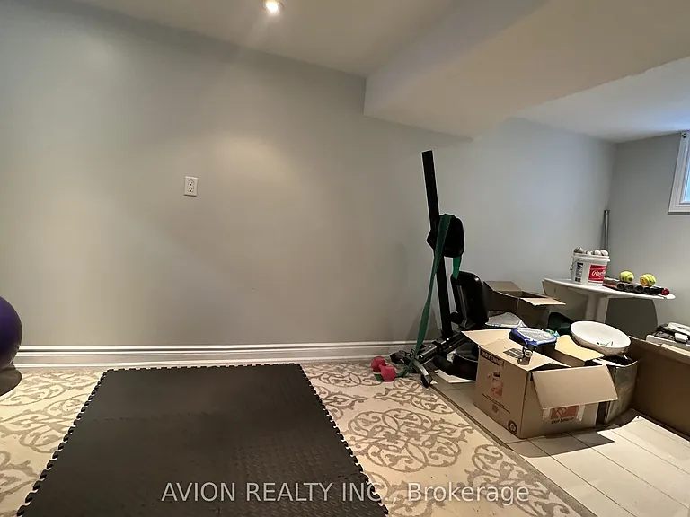 294 Warden Ave — Photo 24