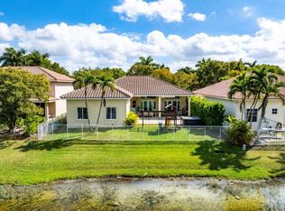 3636 Heron Ridge Ln, Weston, FL 33331