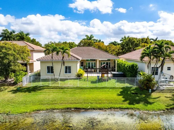 3636 Heron Ridge Lane, Weston, FL 33331