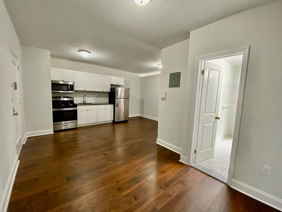 1st image of 250 Hawthorne St #E7