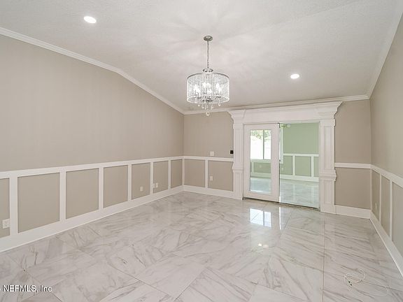 3rd image of 1809 PENZANCE Parkway