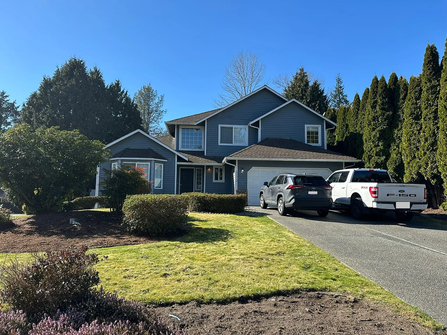 4 bed, 2.5 bath, 1999 sqft, $3,939 — Photo 2