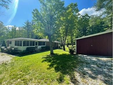 1st image of 223 Daniel Dr #223