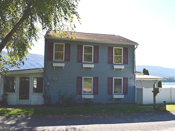 2nd image of 420 River Rd