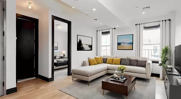 Rented by Reavis | media 13