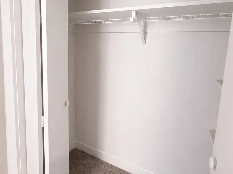 747 Barnett St NE #3 — Photo 8