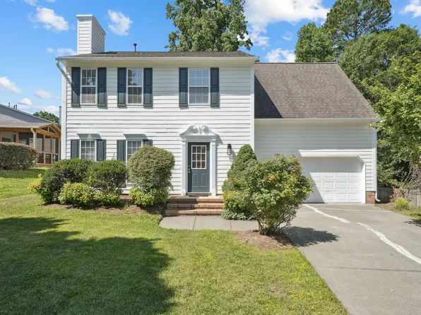 105 Leacroft Way, Durham, NC 27703