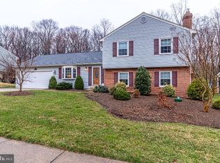 10000 Cotton Farm Rd, Fairfax, VA 22032