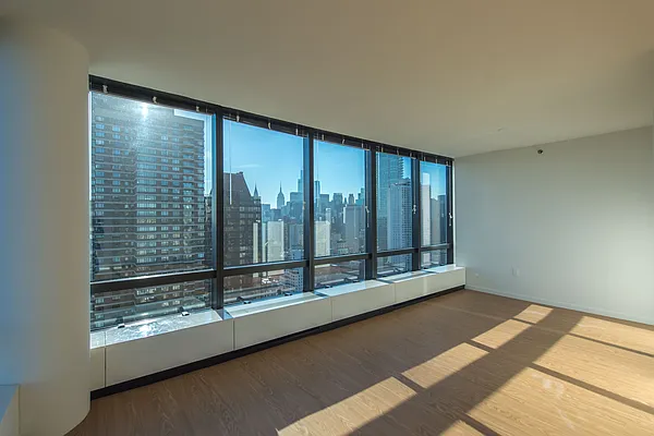 Rented by Solow Realty | media 26