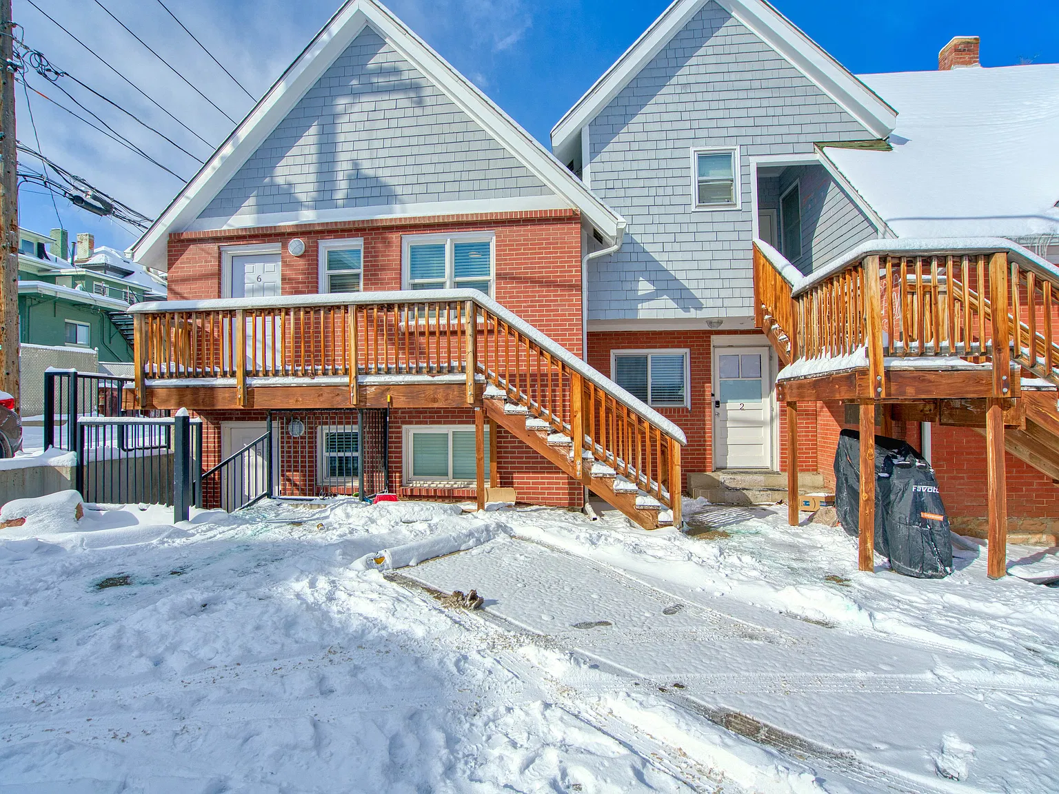 1 bed, 420 sqft, $2,210 — Photo 1