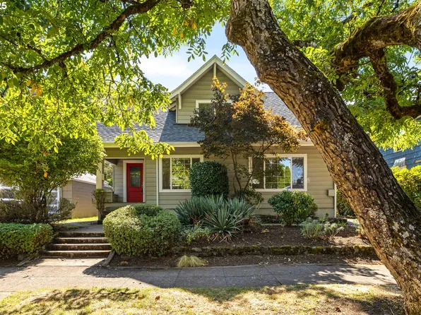 2122 N Webster St, Portland, OR 97217