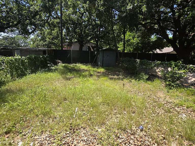 1236 Belew St — Photo 12