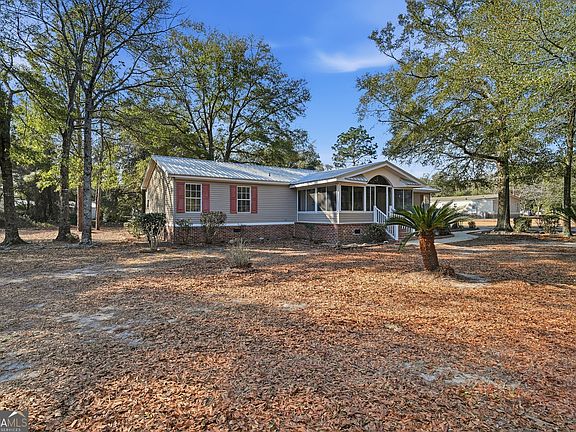 4th image of 492 Doctortown Rd