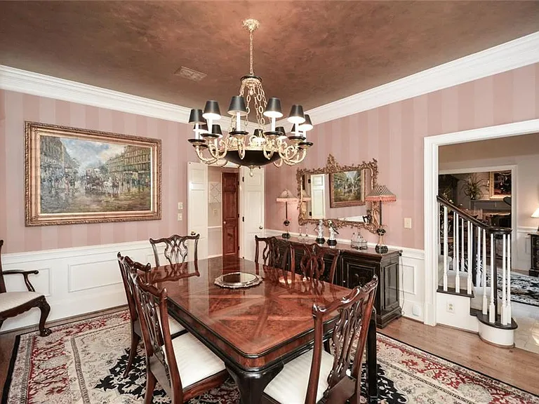 1640 Lazy River Ln — Photo 16