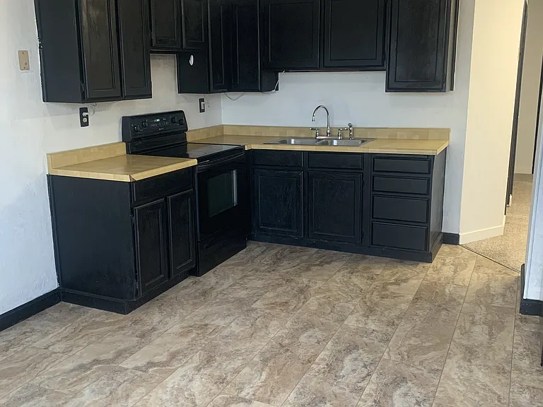 788 S Fairgrounds Rd — Photo 4