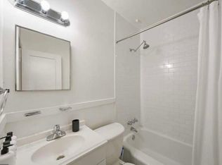 114 P St SW #1, Washington, DC 20024