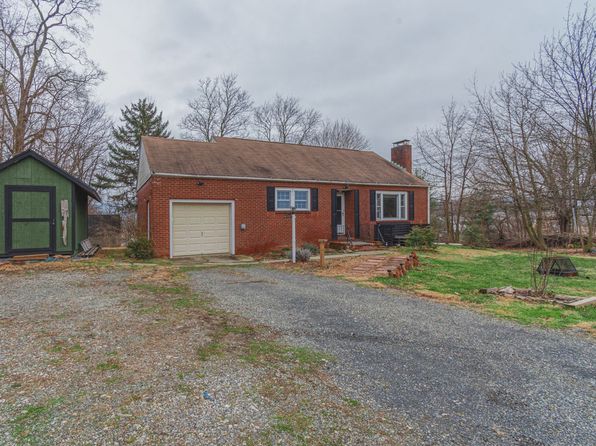 205 Quassaick Ave