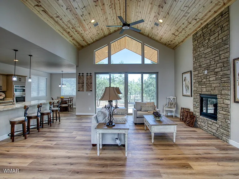2141 W Whispering Springs Rd — Photo 24