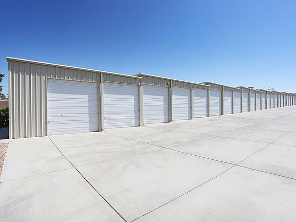 5th image of 1235 Vista Del Lago Loop