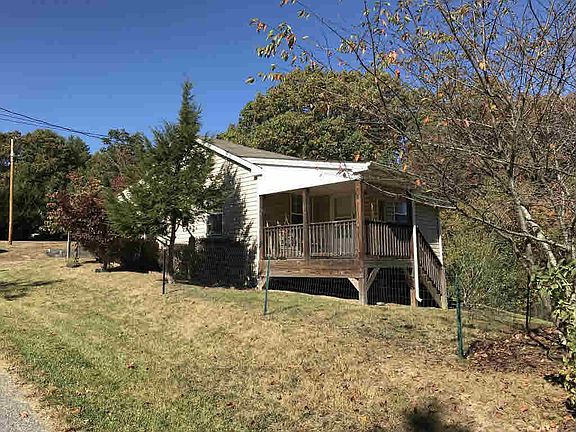 2nd image of 3814 Truman Ave