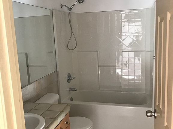 2nd image of 11326 3rd Ave NE APT 103