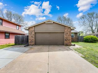 142 N Tracy St, Wichita, KS 67212