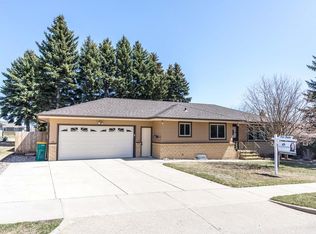 1109 Morningside St, Bismarck, ND 58501