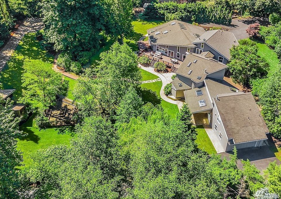 1st image of 4028 140th Ave NE