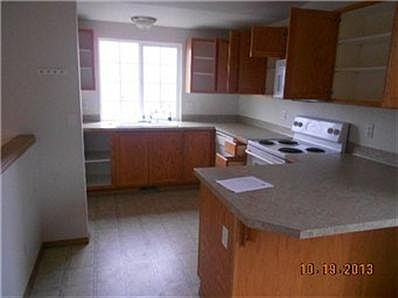 5th image of 6506 Roosevelt Ave