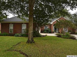 709 Wade Rd SE, Owens Cross Roads, AL 35763