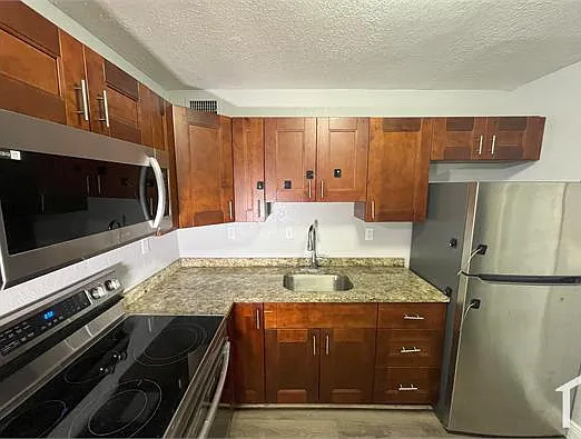 2 bed, $2,150 — Photo 2