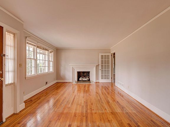 5th image of 3240 Covenant Rd