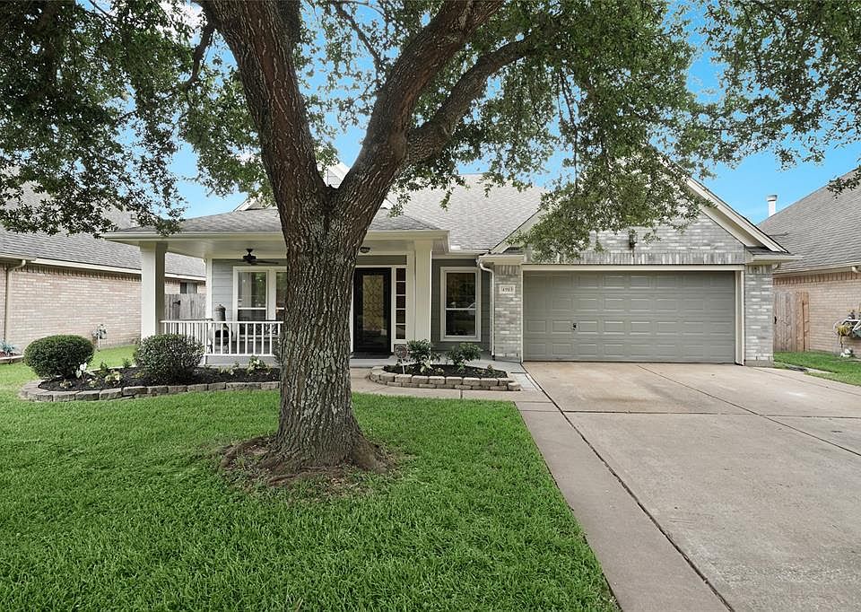 1st image of 4915 Aspen Dr