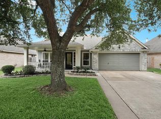 4915 Aspen Dr, Pasadena, TX 77505