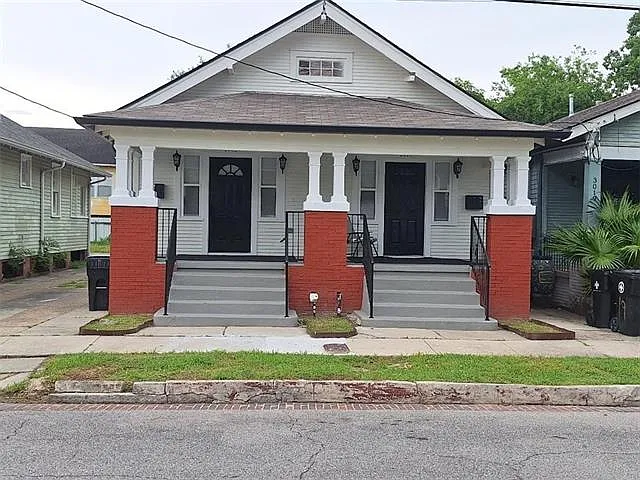 3023 Bruxelles St