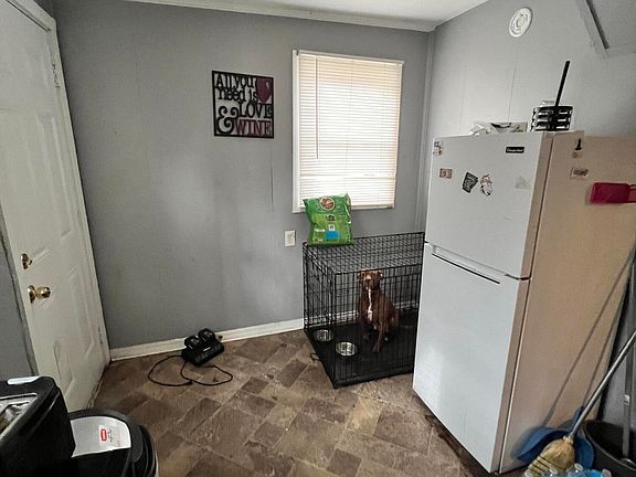 4th image of 2216 W 1ST Street