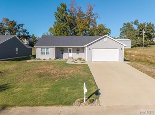 905 Blackberry Ln, Perryville, MO 63775
