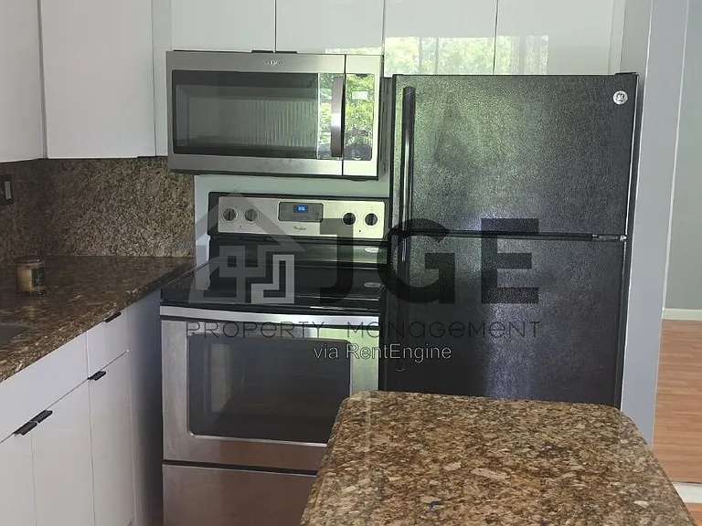 475 NW 210th St #204 — Photo 4