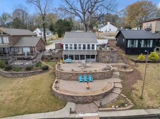 915 Alabama Shores Rd, Muscle Shoals, AL 35661