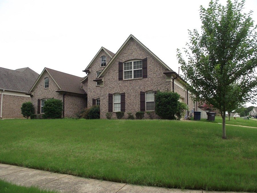 2nd image of 7643 Hummingbird Dr