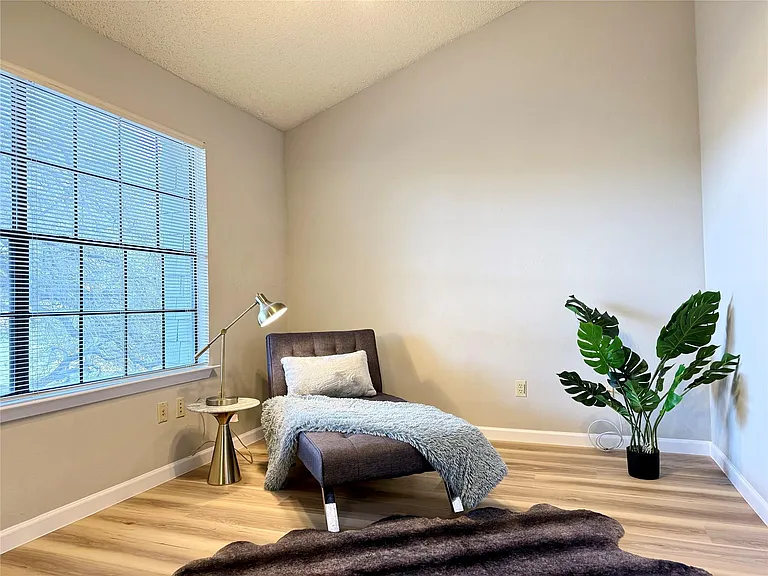 7122 Wood Hollow Dr #106 — Photo 18