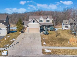 572 Kayla Ln, Hanover, MN 55341