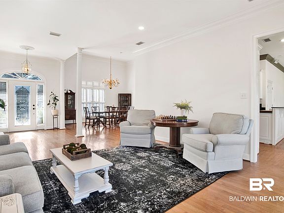 4th image of 30578 Middle Creek Cir